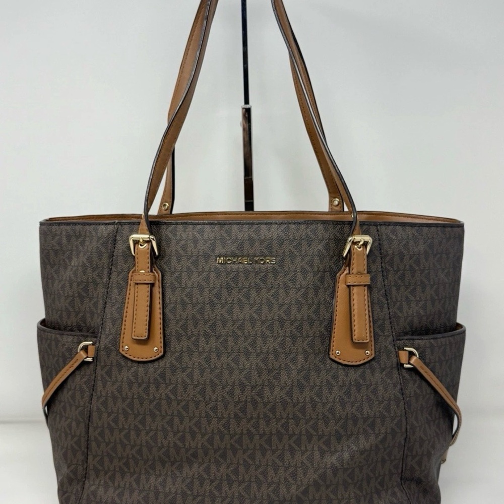 MICHAEL KORS Voyager East West logo faux-leather medium tote bag -Brown